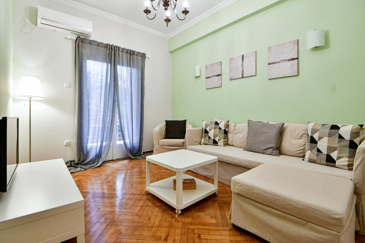 Thiras Lovely Apartment By Zain Athen Exterior foto